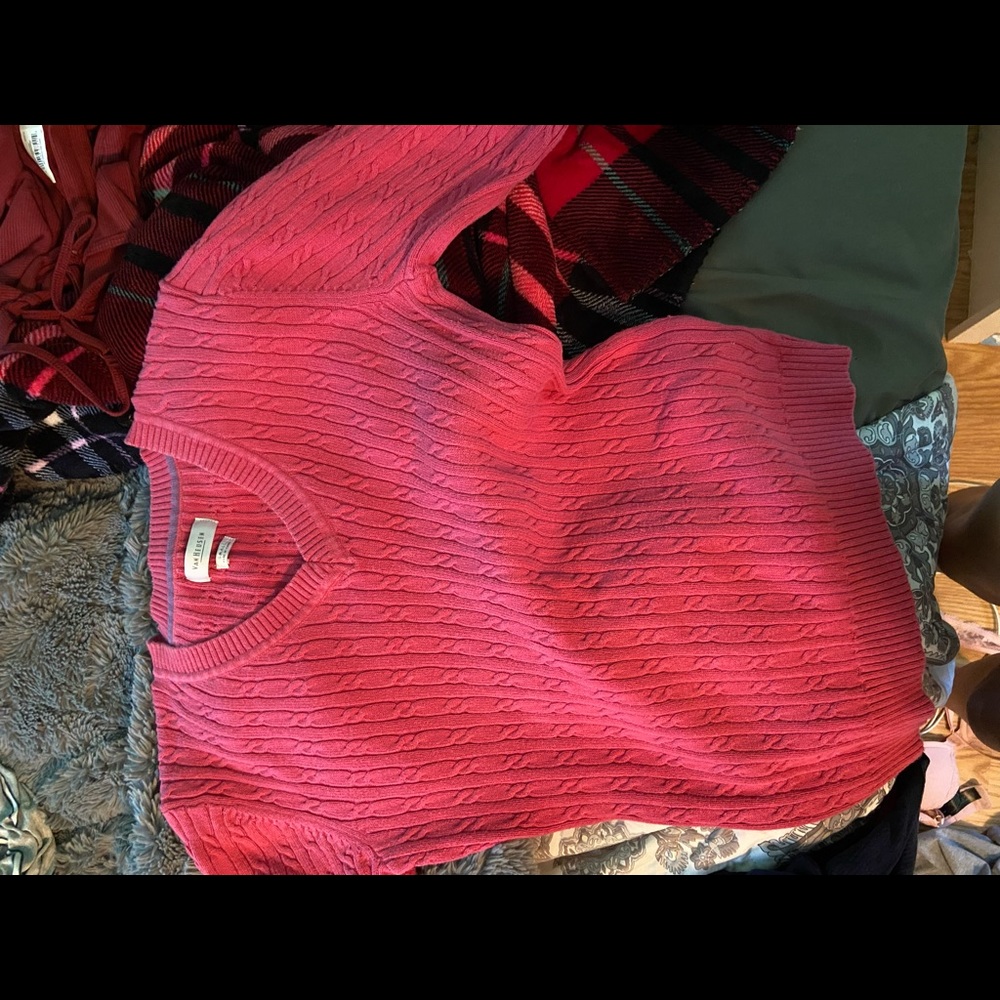 Pink Sweater - Picture 2 of 3